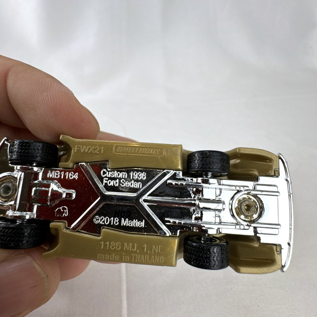 Matchbox Superfast 1936 Ford Sedan Custom #07 1:64 scale diecast car in original packaging