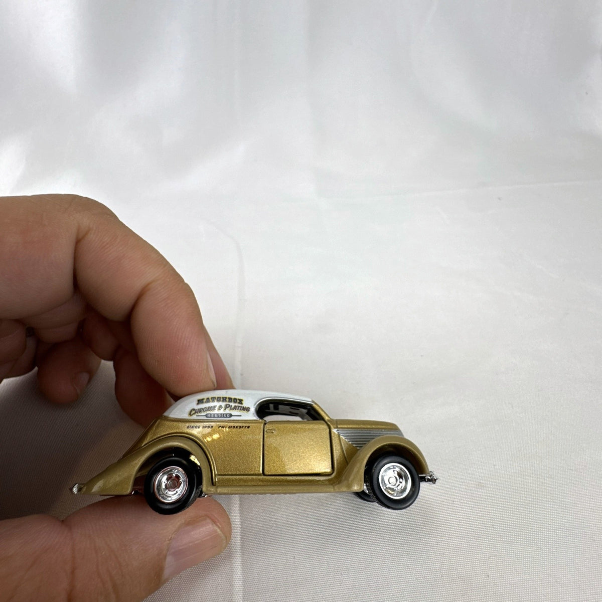 Matchbox Superfast 1936 Ford Sedan Custom #07 1:64 scale diecast car in original packaging