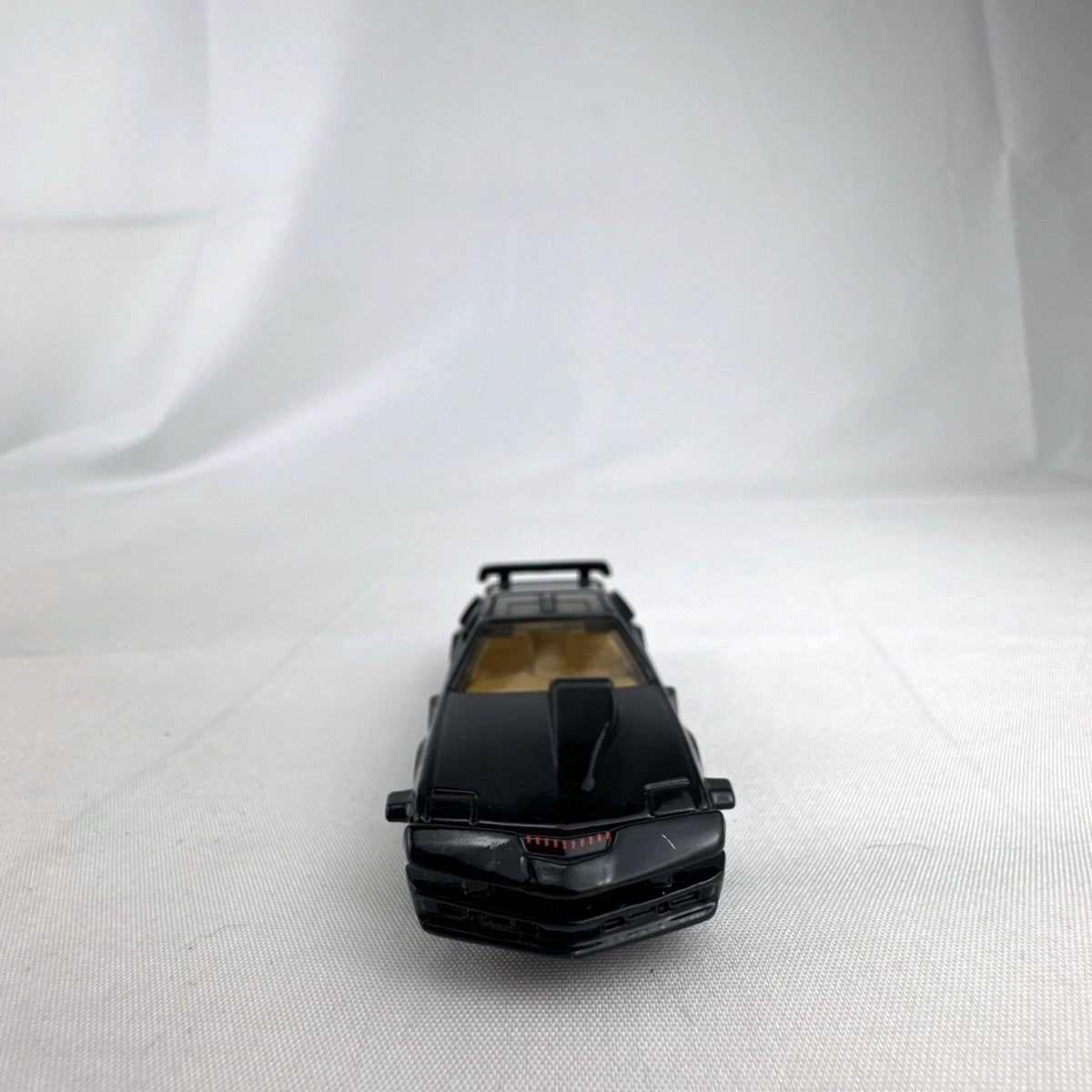 Hot Wheels 1:64 scale diecast Knight Rider K.I.T.T. Super Pursuit Mode Pontiac Trans Am in black