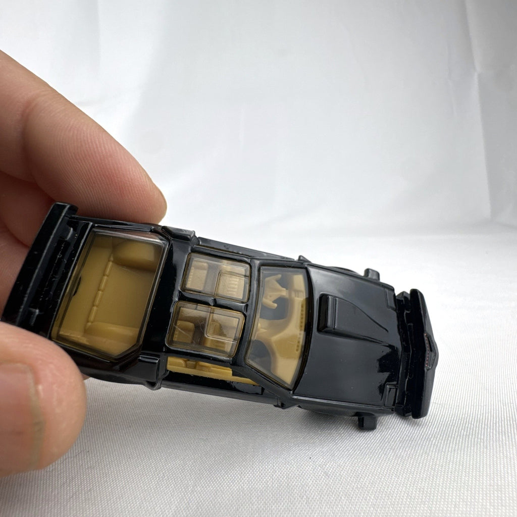 Hot Wheels 1:64 scale diecast Knight Rider K.I.T.T. Super Pursuit Mode Pontiac Trans Am in black