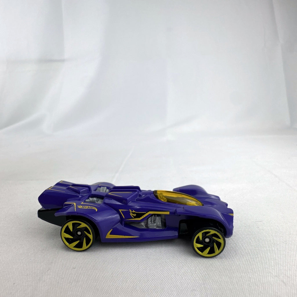 Hot Wheels RD-02 1:64 scale diecast race car in purple with yellow accents and wheels