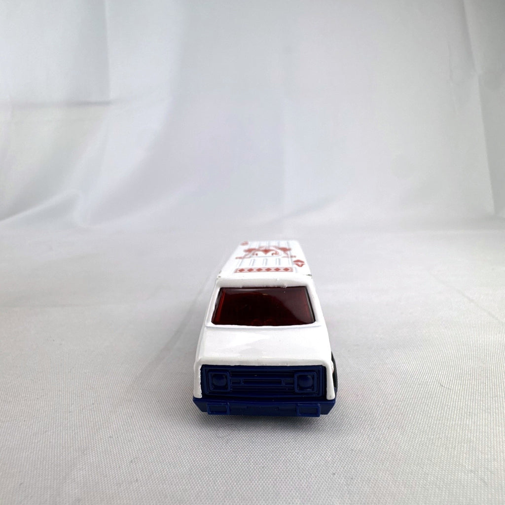 Hot Wheels 1:64 scale Super Van diecast vehicle featuring white King of Hearts playing card graphics