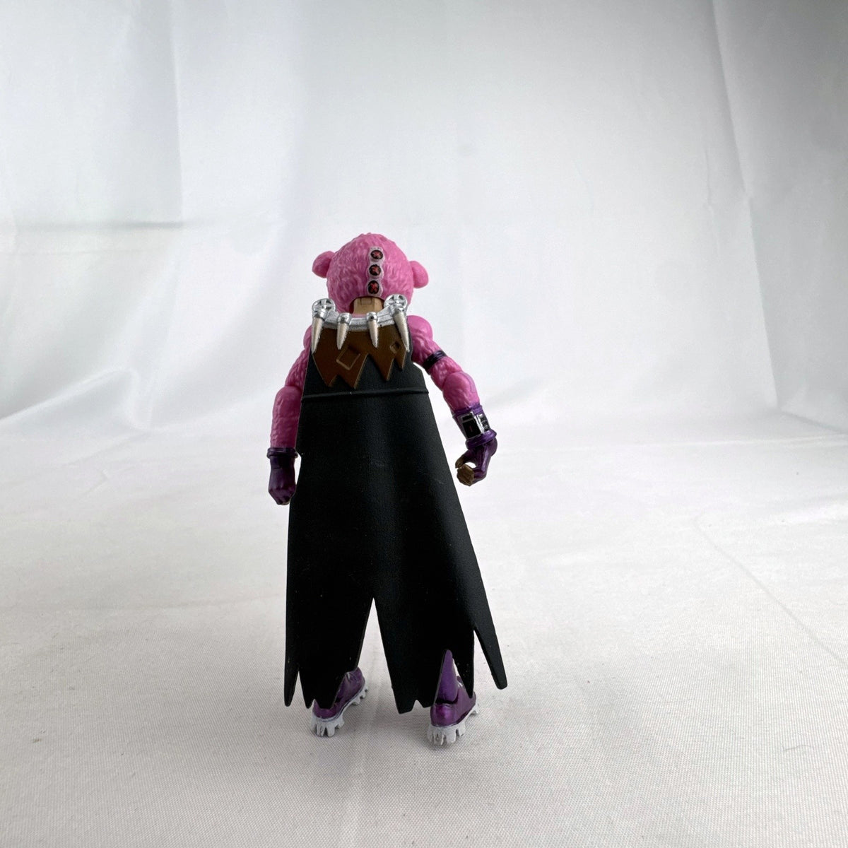 Jazwares Fortnite Cuddle Team Leader 4-inch pink bear action figure with detachable cape back bling