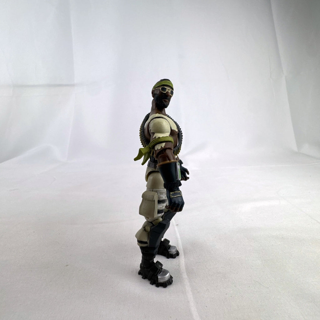 Jazwares Fortnite Bandolier 4-inch plastic action figure with tactical ammo sash