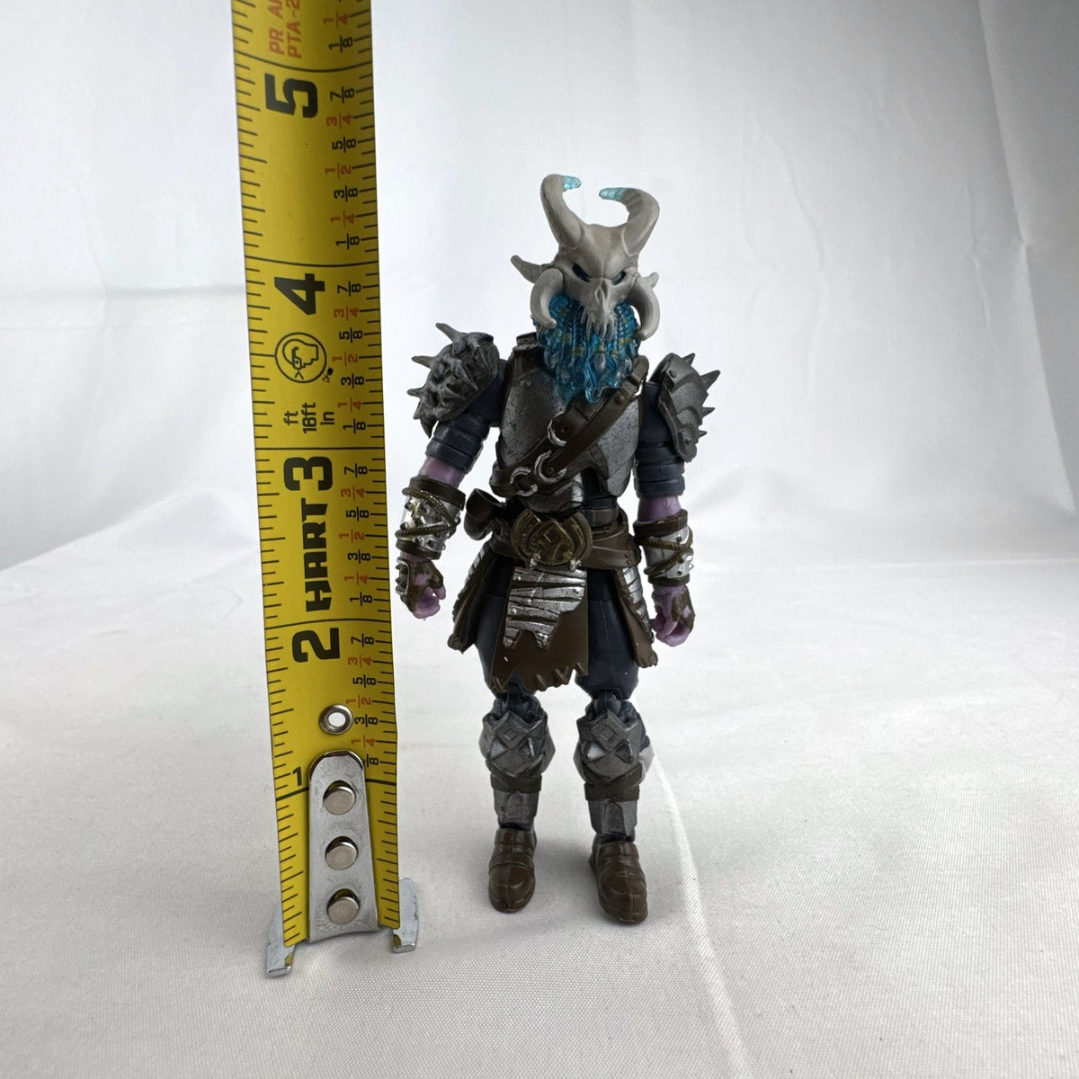 Jazwares Fortnite Ragnarok 4-inch action figure with blue ice beard and skull mask