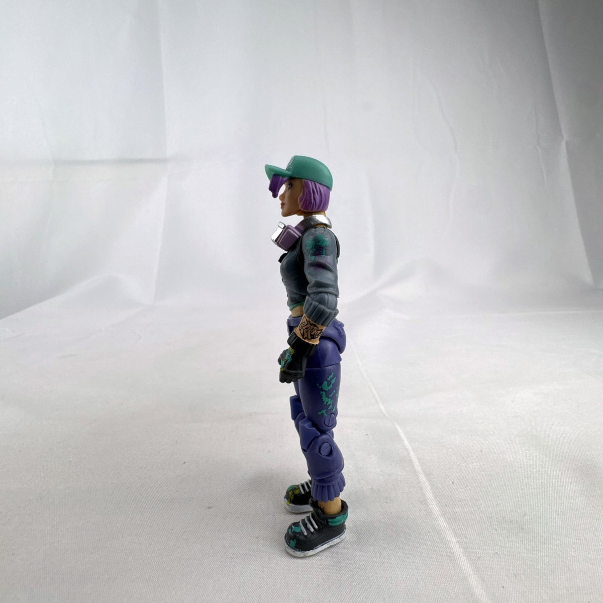 Jazwares Fortnite Teknique 4-inch fully jointed action figure featuring paint splatter detail