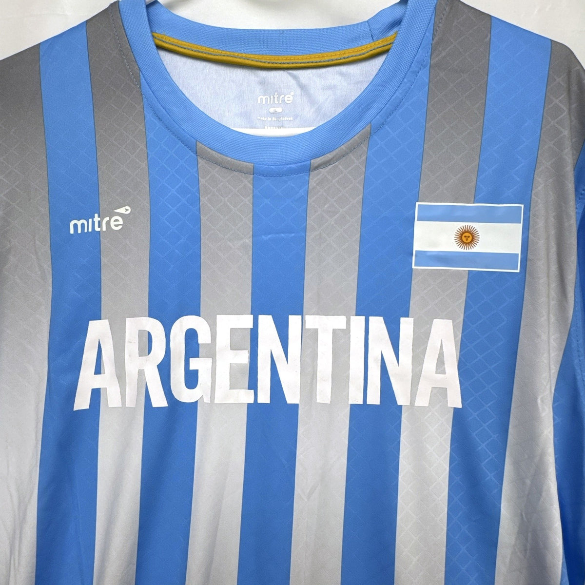 Mitre Argentina national team soccer jersey in blue and gray stripes, men's size large with tags