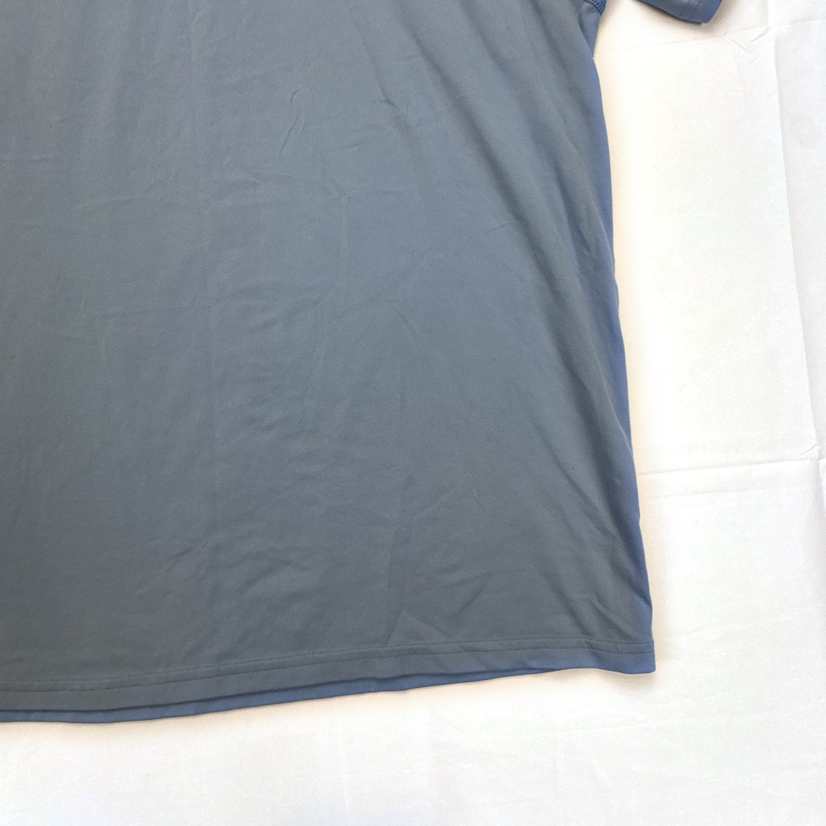 Under Armour HeatGear light blue short sleeve athletic t-shirt in men's size large