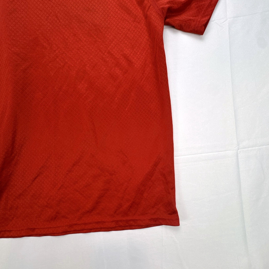 Manchester United men's red soccer jersey in size XL with chest crest and diamond knit pattern
