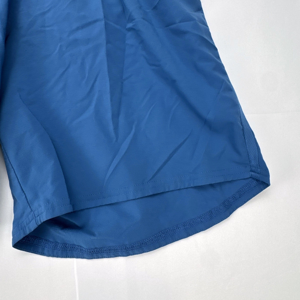 Men's blue adidas Climacool running shorts in size small with zippered pocket and reflective detailing.