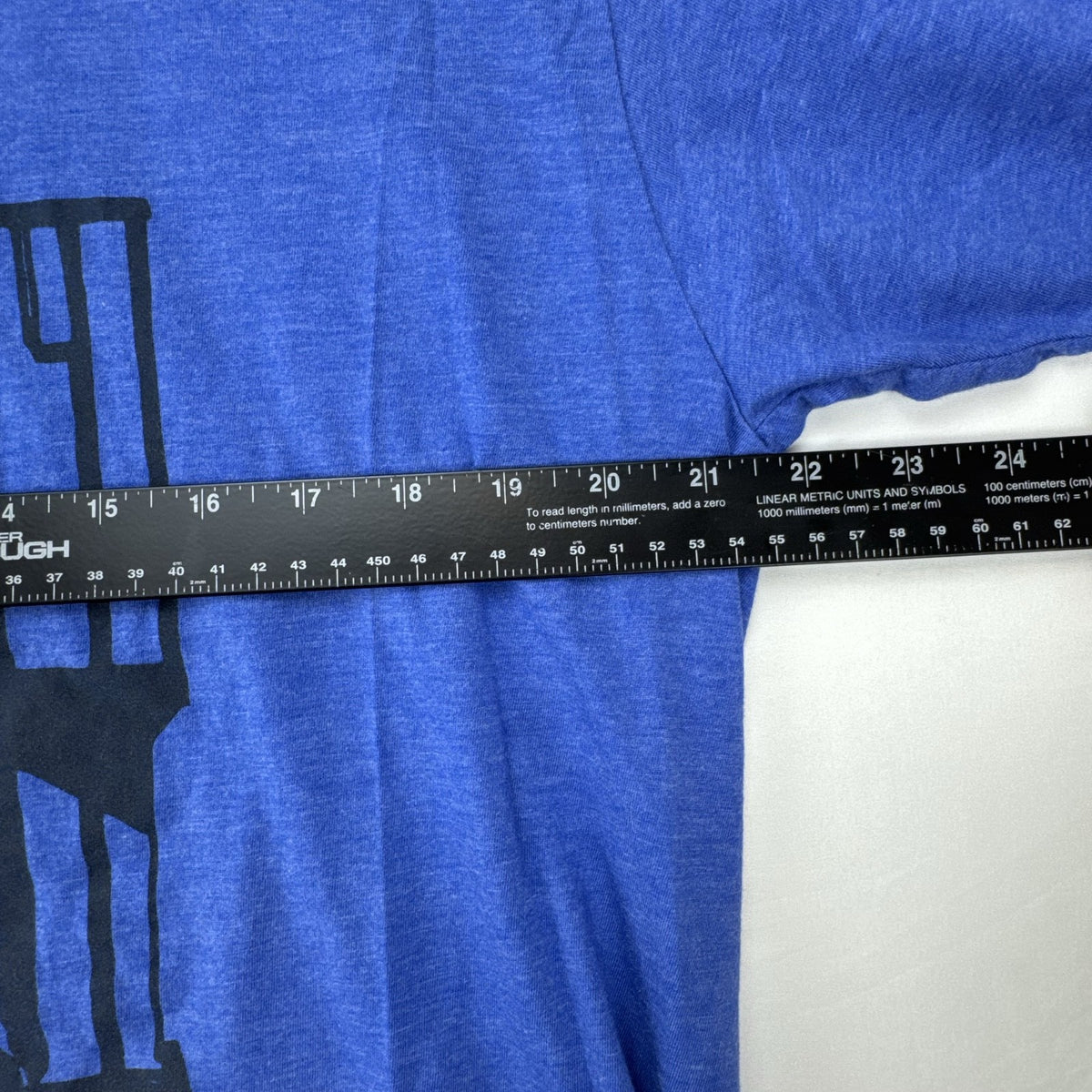 Star Wars Mad Engine heather blue graphic T-shirt featuring R2-D2 in men's size XL.