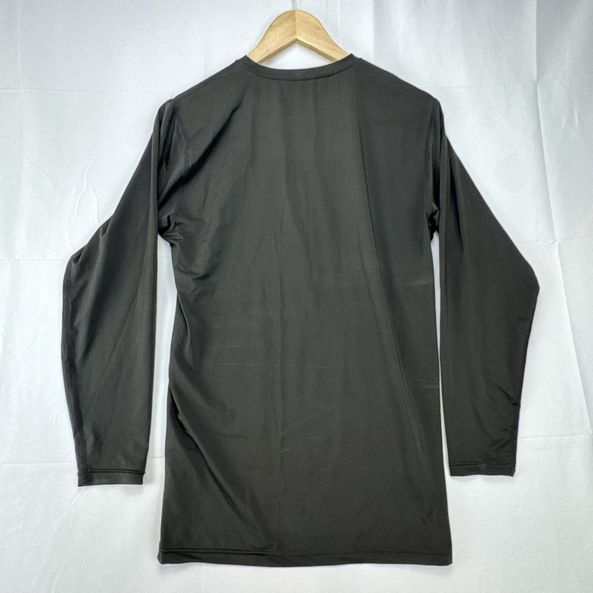 Wilson Protec men's long sleeve compression shirt in charcoal gray, size XL.