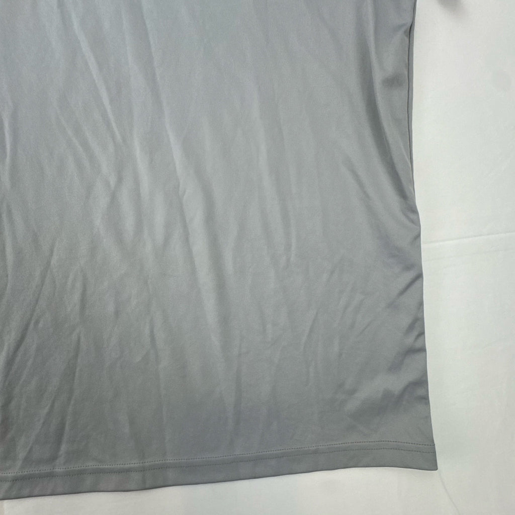Umbro men's gray short sleeve soccer training jersey in size M featuring logo tape detailing