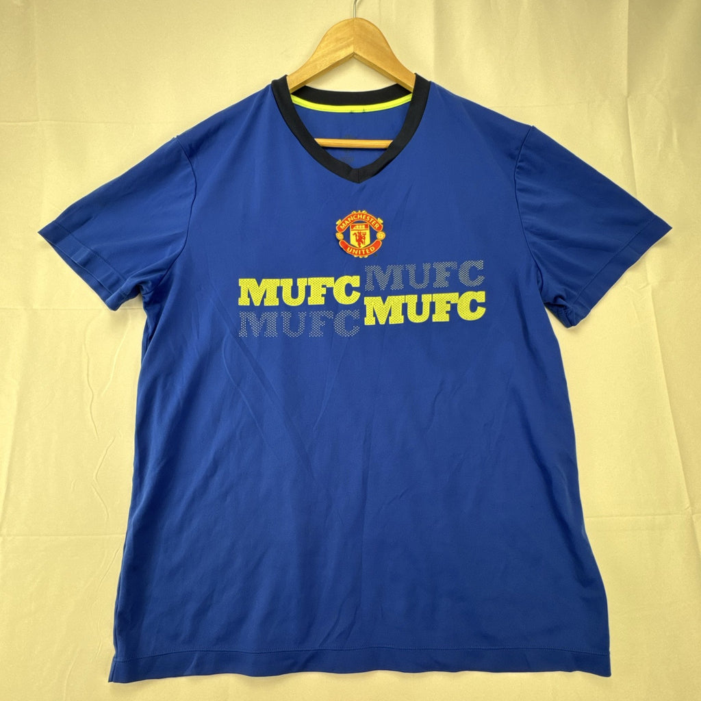 Men's Manchester United royal blue short-sleeve V-neck soccer training jersey in size XL.
