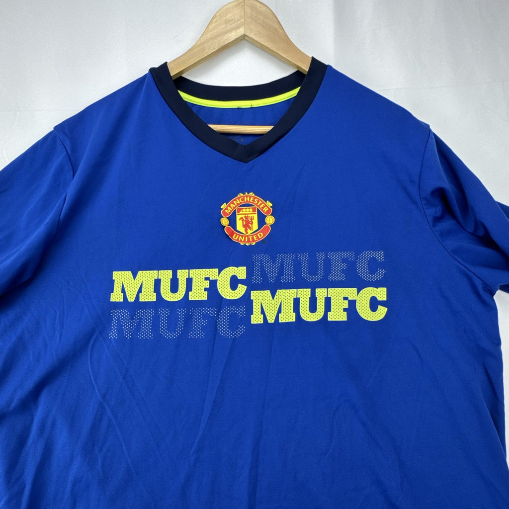 Men's Manchester United royal blue short-sleeve V-neck soccer training jersey in size XL.