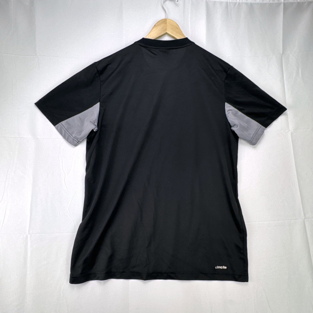 Men's adidas Climalite black and gray colorblock tennis t-shirt with 3-stripes sleeves in size Large