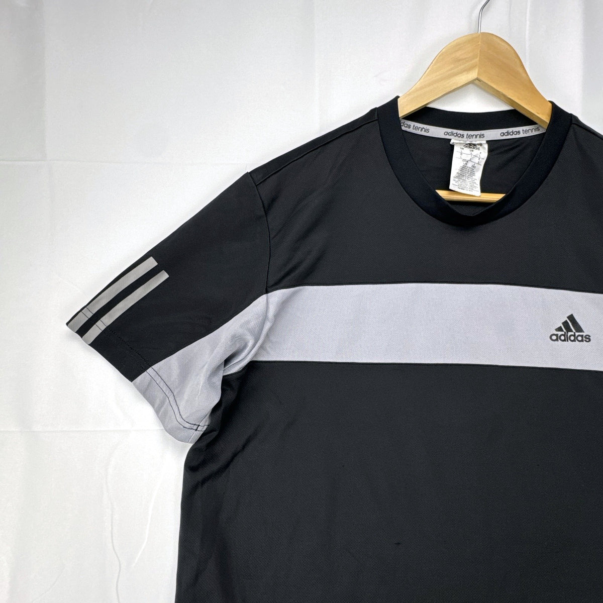 Men's adidas Climalite black and gray colorblock tennis t-shirt with 3-stripes sleeves in size Large