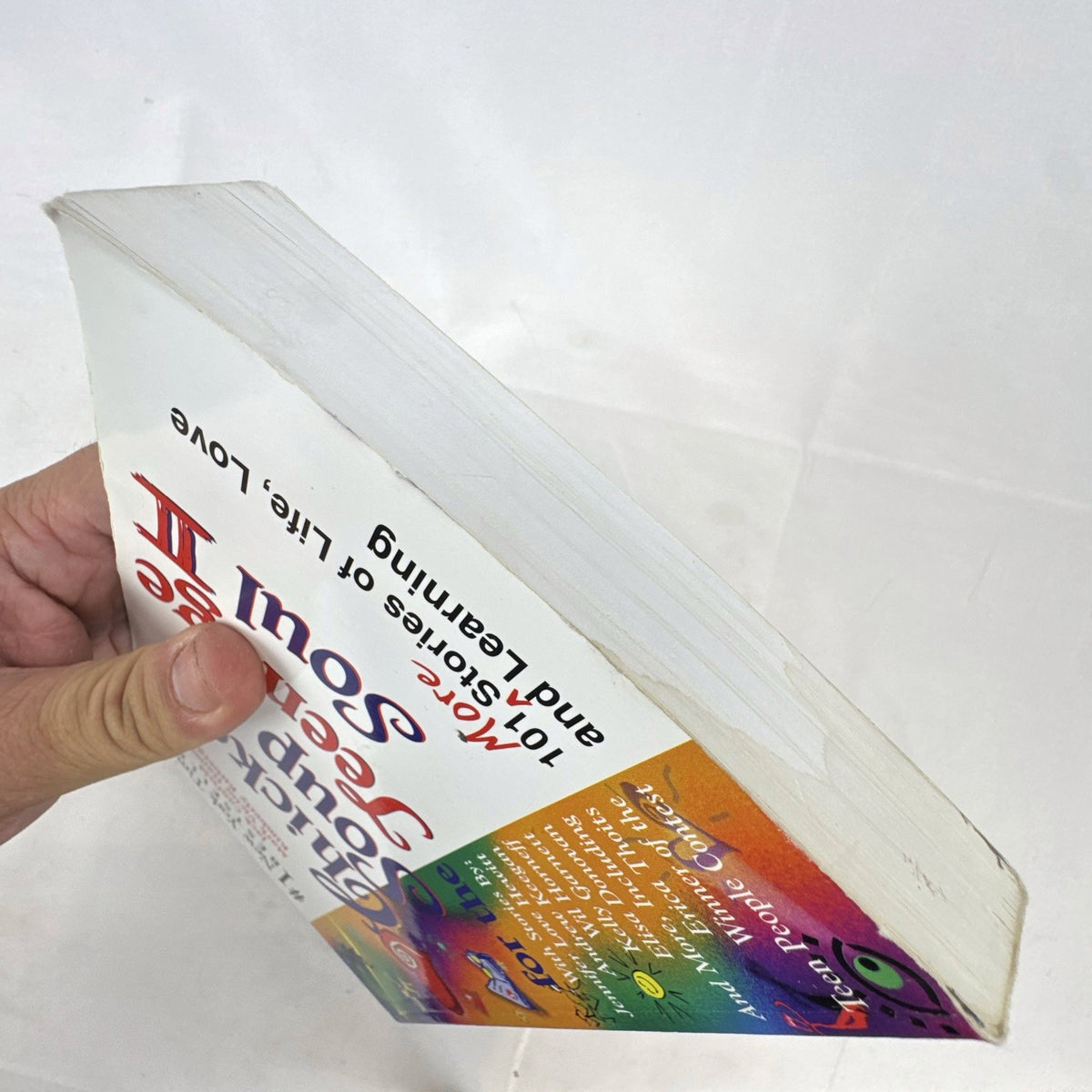 Front cover of Chicken Soup for the Teenage Soul II 1998 paperback book by Jack Canfield and Mark Victor Hansen.
