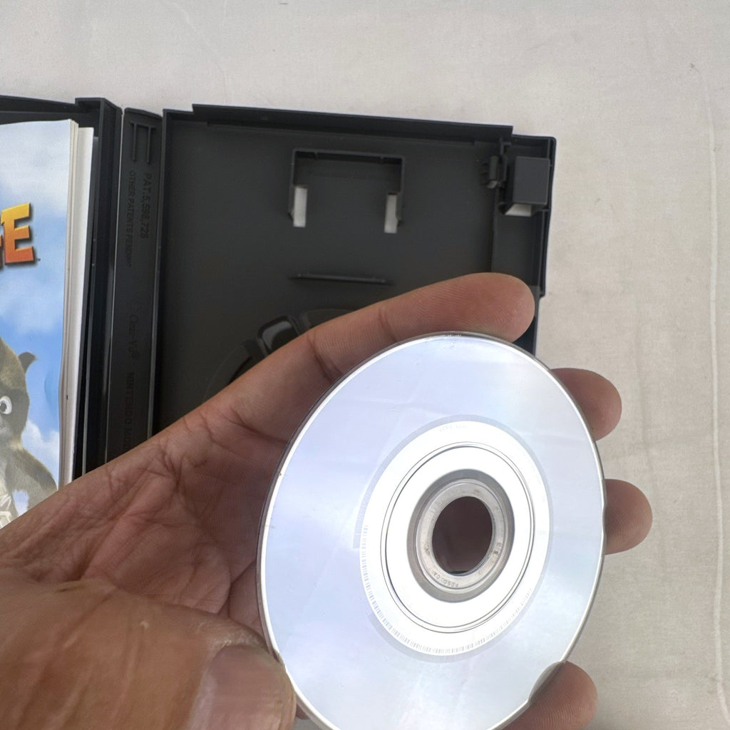 Over the Hedge Nintendo GameCube game disc and original case by Activision