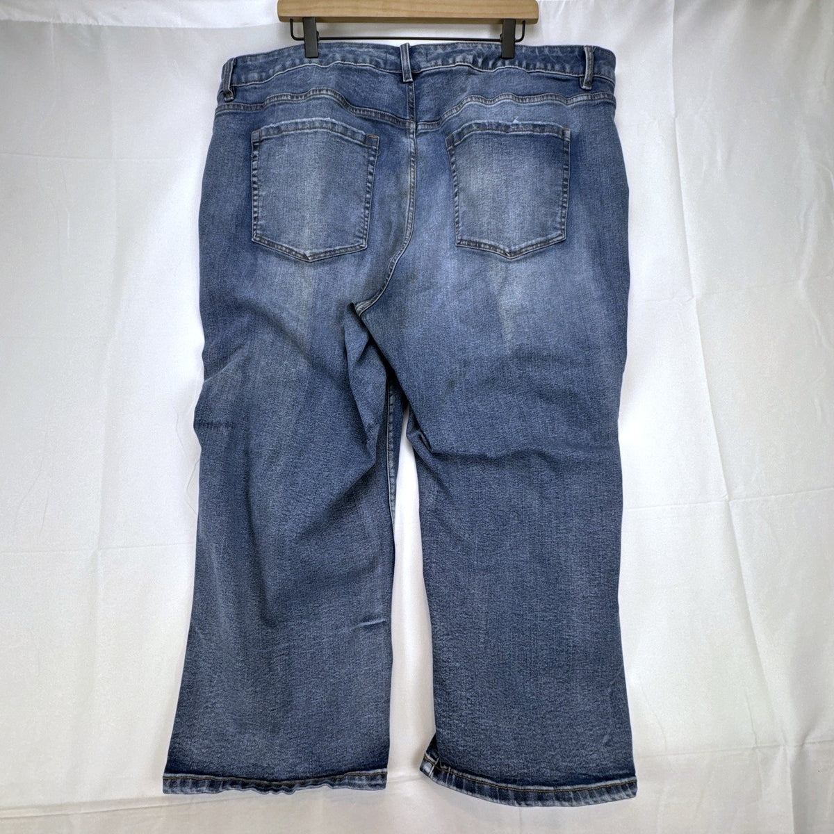 Lane Bryant plus size 24 medium wash distressed cropped blue denim jeans