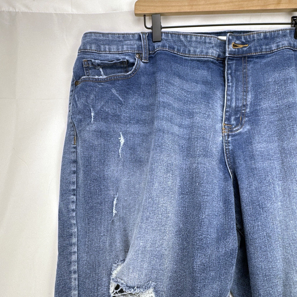 Lane Bryant plus size 24 medium wash distressed cropped blue denim jeans