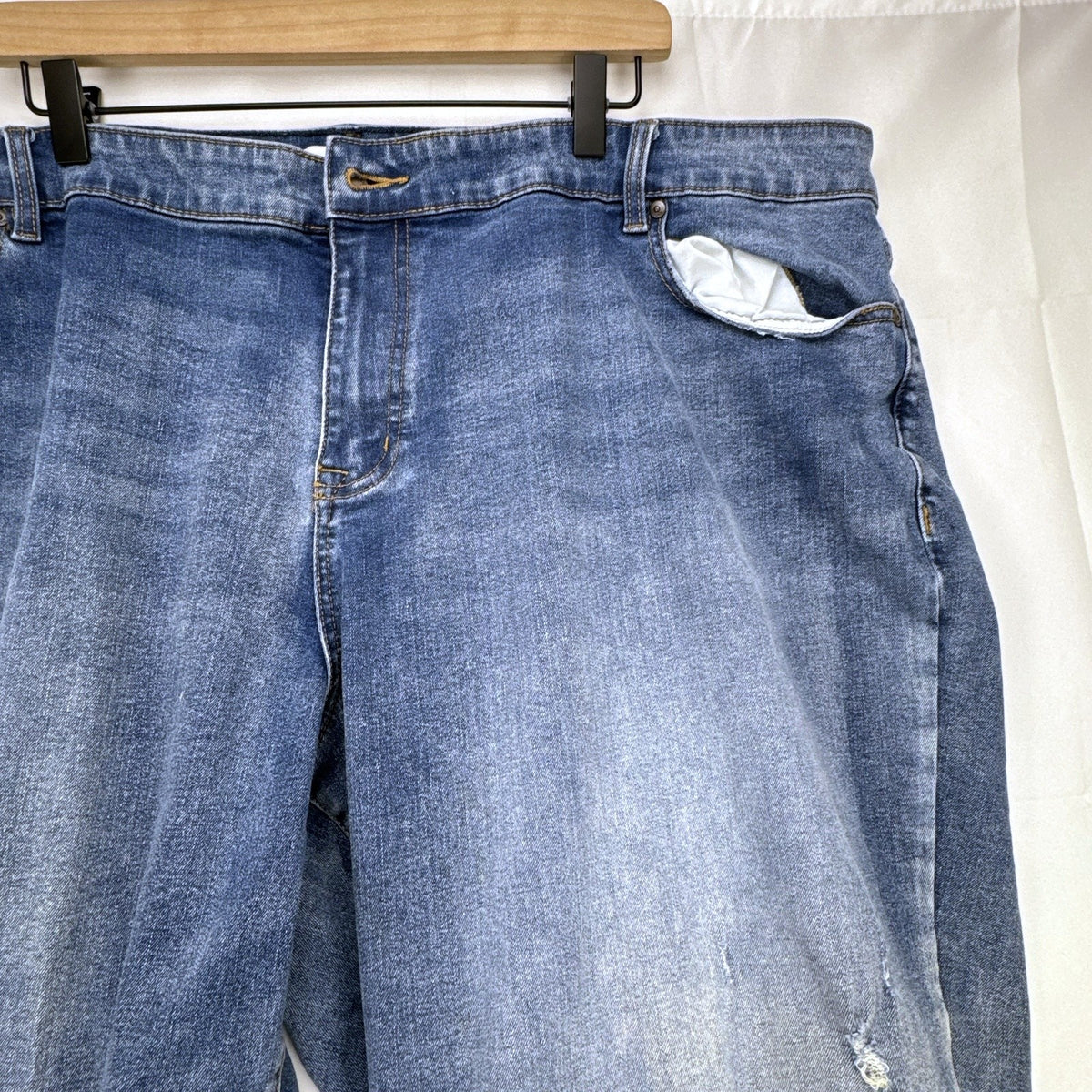 Lane Bryant plus size 24 medium wash distressed cropped blue denim jeans