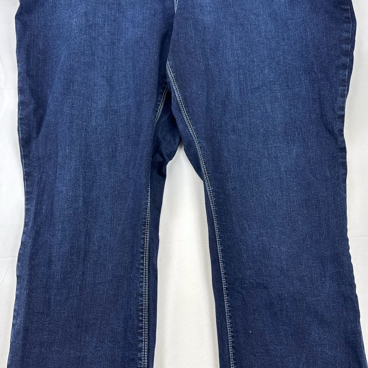 Seven7 women's plus size 22 dark wash stretch bootcut jeans with embroidered back pockets