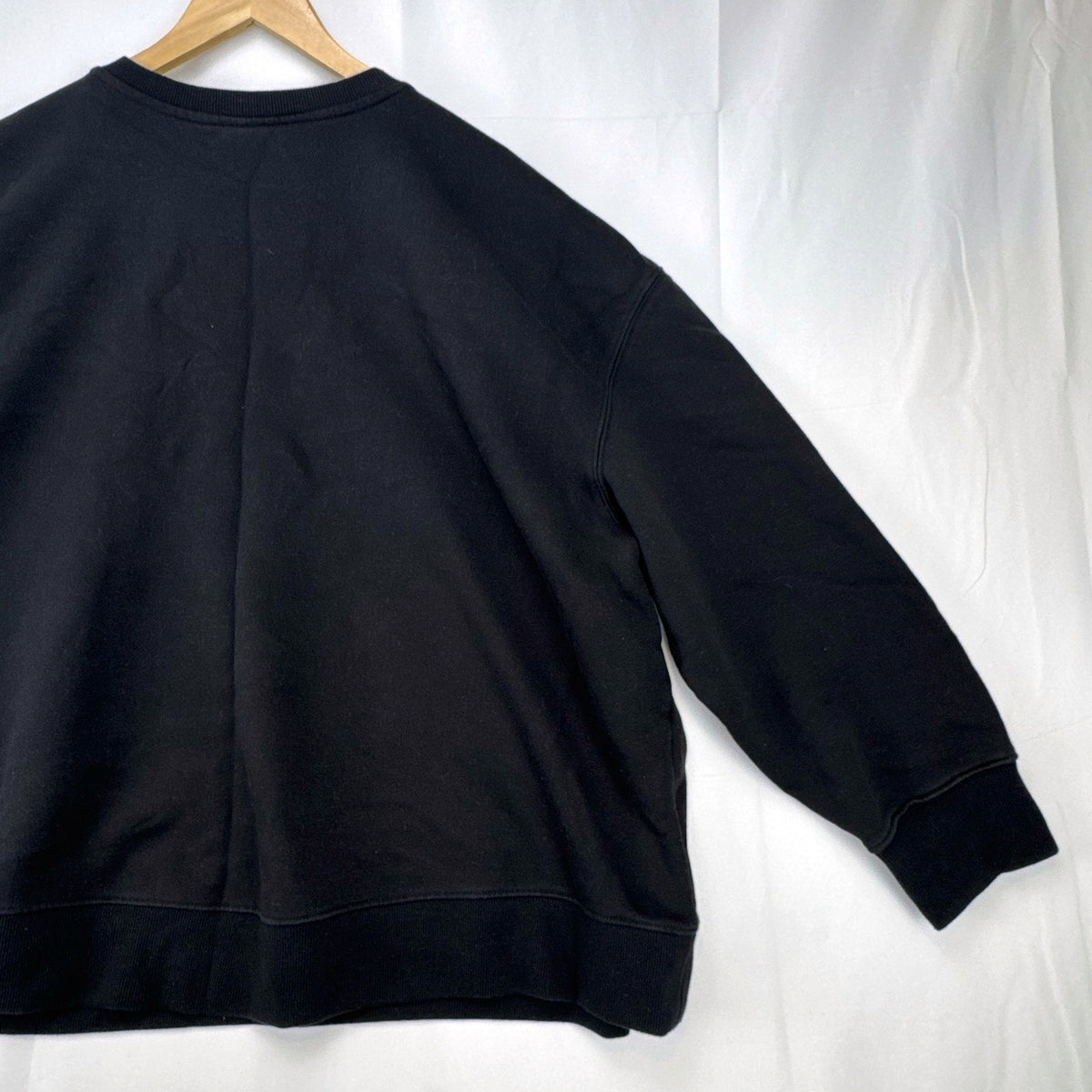 Women's plus size 3X Athletic Works black crewneck fleece sweatshirt with SEKI graphic print.
