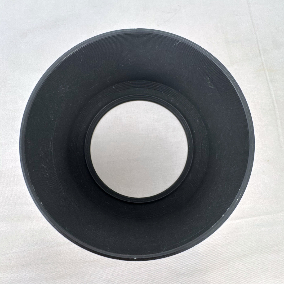 Tokina MH-774 AT-X 77mm round black metal screw-in lens hood made in Japan