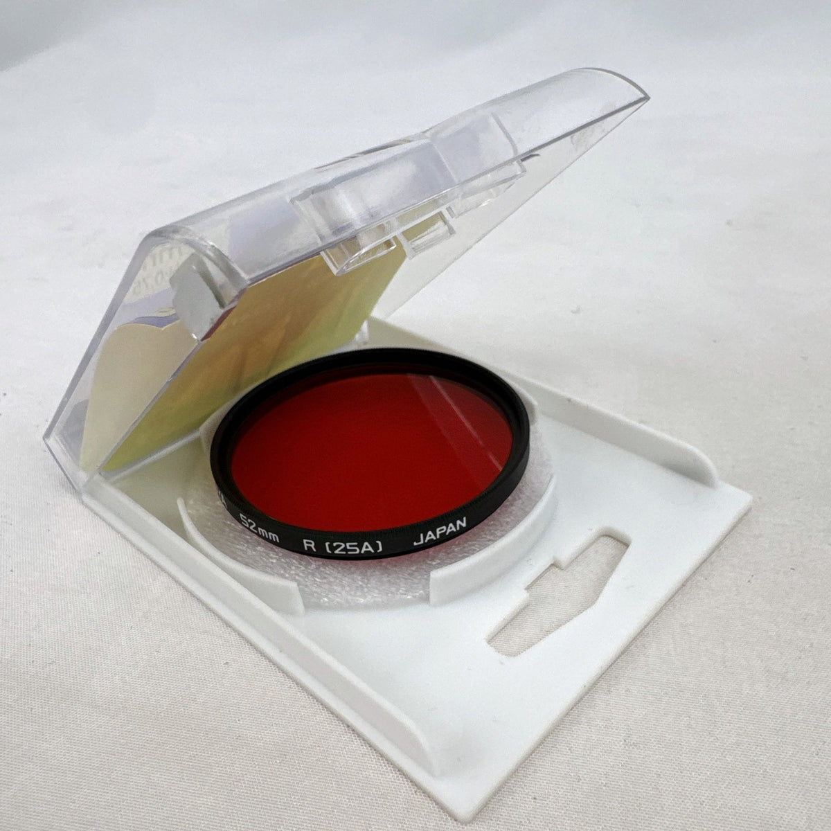 Hoya 52mm Red 25A coated camera lens filter in original plastic case