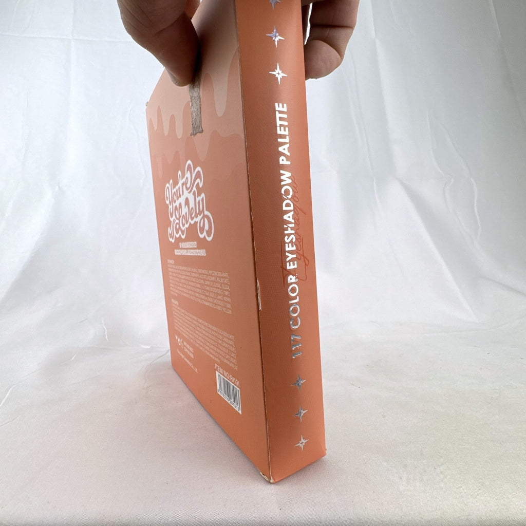 ROMCOM You're Lovely 117-color diamond crystal eyeshadow, blush, and highlighter makeup palette