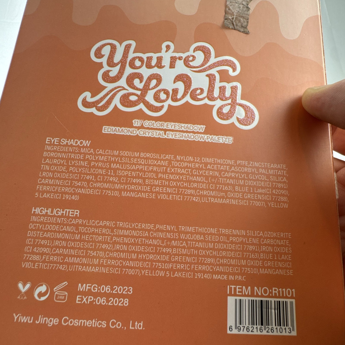 ROMCOM You're Lovely 117-color diamond crystal eyeshadow, blush, and highlighter makeup palette