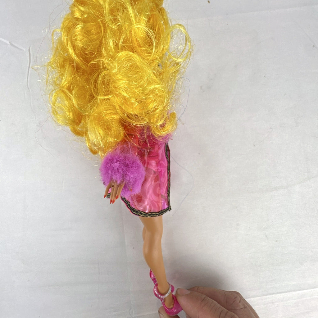 MGA L.O.L. Surprise! O.M.G. Da Boss fashion doll in translucent pink faux-fur coat with curly blonde hair