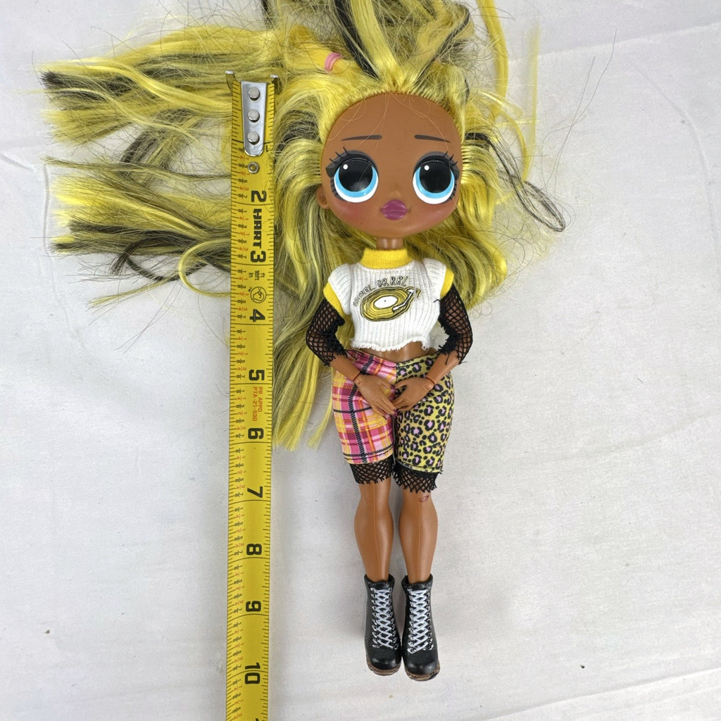 MGA L.O.L. Surprise! O.M.G. Series 2 Alt Grrrl fashion doll wearing crop top, biker shorts, and platform boots