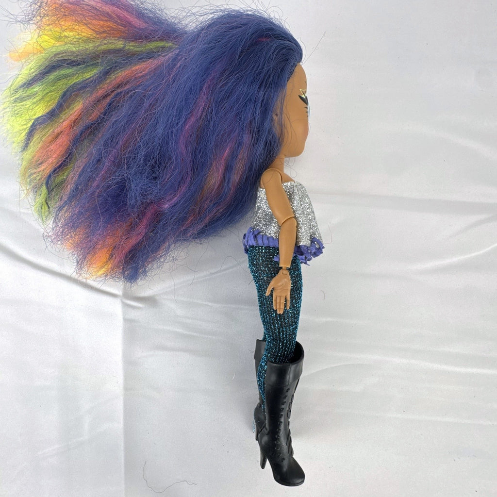 MGA L.O.L. Surprise OMG Queens Prism fashion doll with blue rainbow hair and metallic outfit