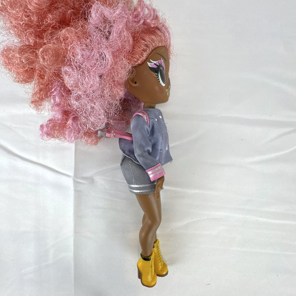 MGA Entertainment L.O.L. Surprise! O.M.G. Da Boss fashion doll with pink curly afro and yellow boots