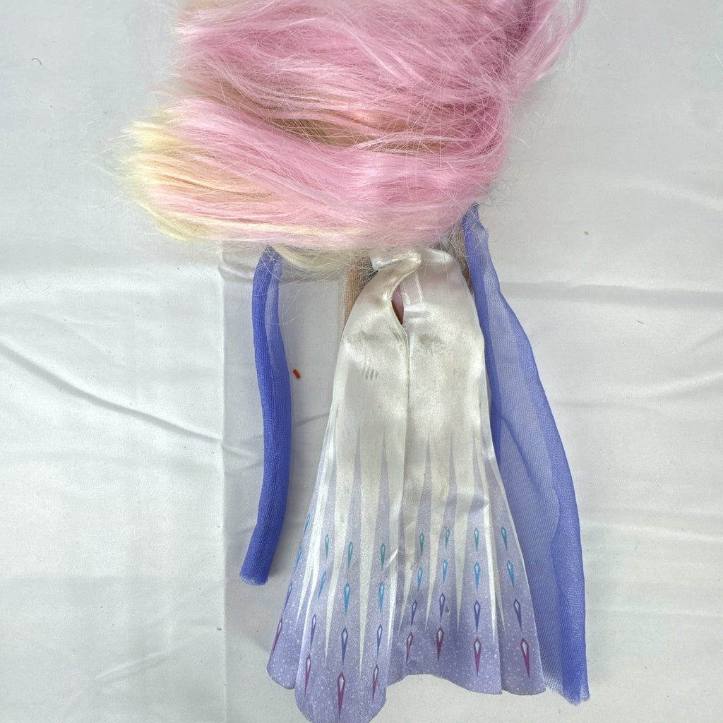 MGA Entertainment LOL Surprise OMG Candylicious doll wearing a Disney Frozen Elsa gown