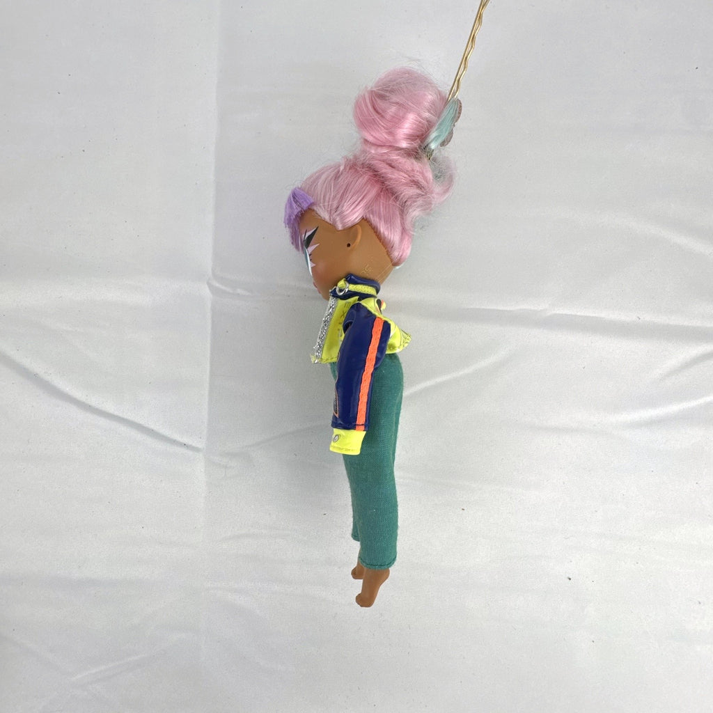 MGA L.O.L. Surprise! OMG Tweens Lexi Gurl 7-inch fashion doll with pastel split-color hair
