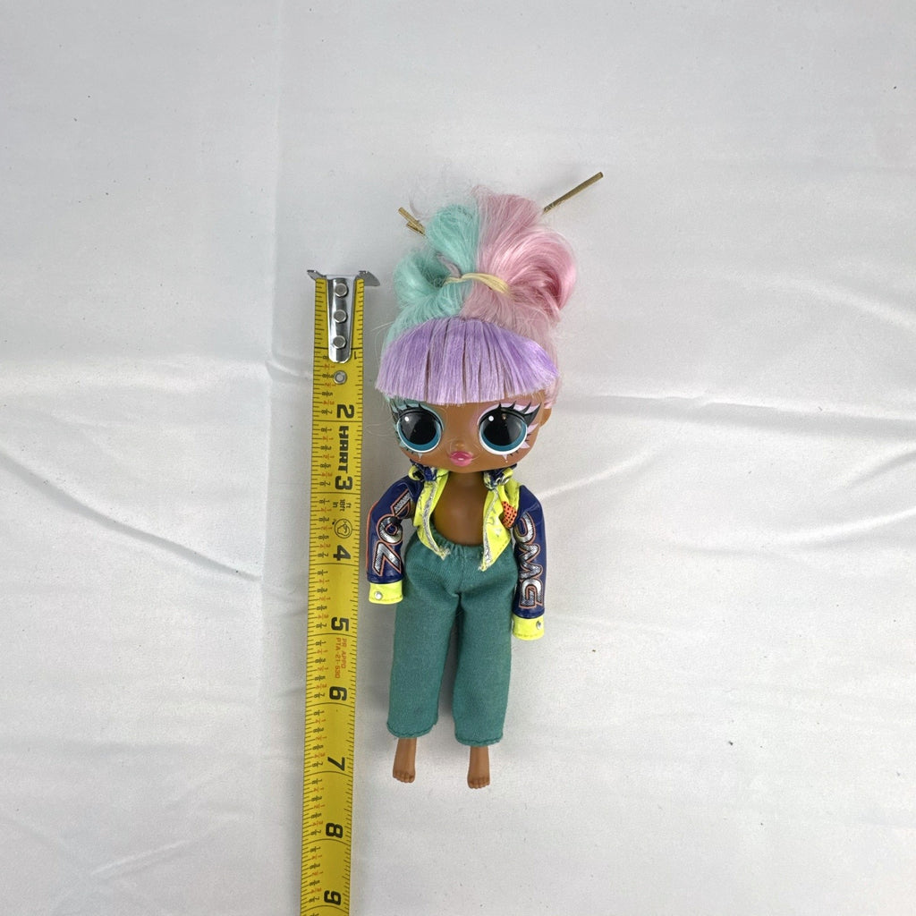 MGA L.O.L. Surprise! OMG Tweens Lexi Gurl 7-inch fashion doll with pastel split-color hair