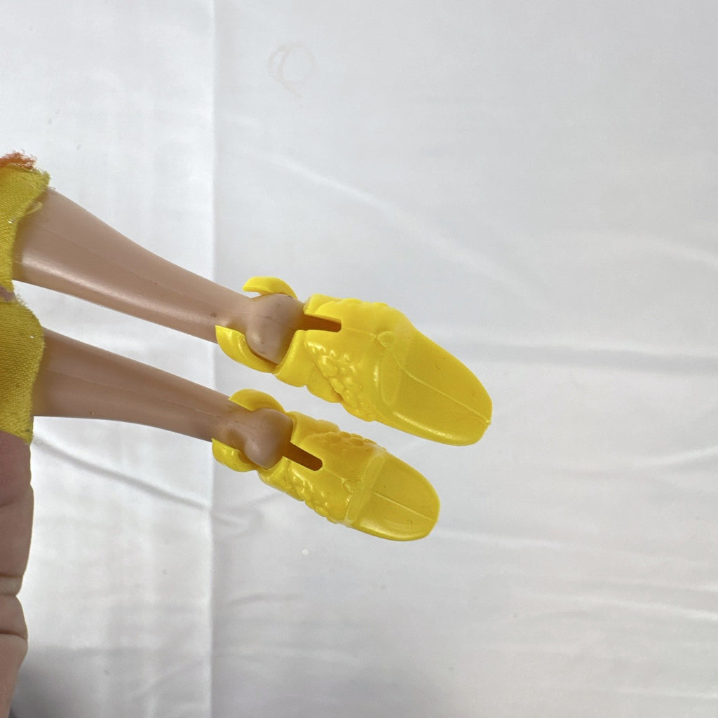 JAKKS Pacific Disney Fairies Tinker Bell 9-inch doll in yellow leaf tunic and orange capri pants