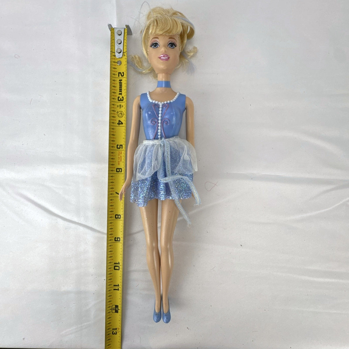 Mattel 2005 Disney Princess Cinderella ballerina fashion doll with molded blue bodice and glitter tutu