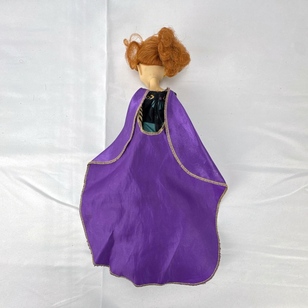 Hasbro Disney Frozen 2 Queen Anna 11-inch fashion doll in coronation gown with purple cape