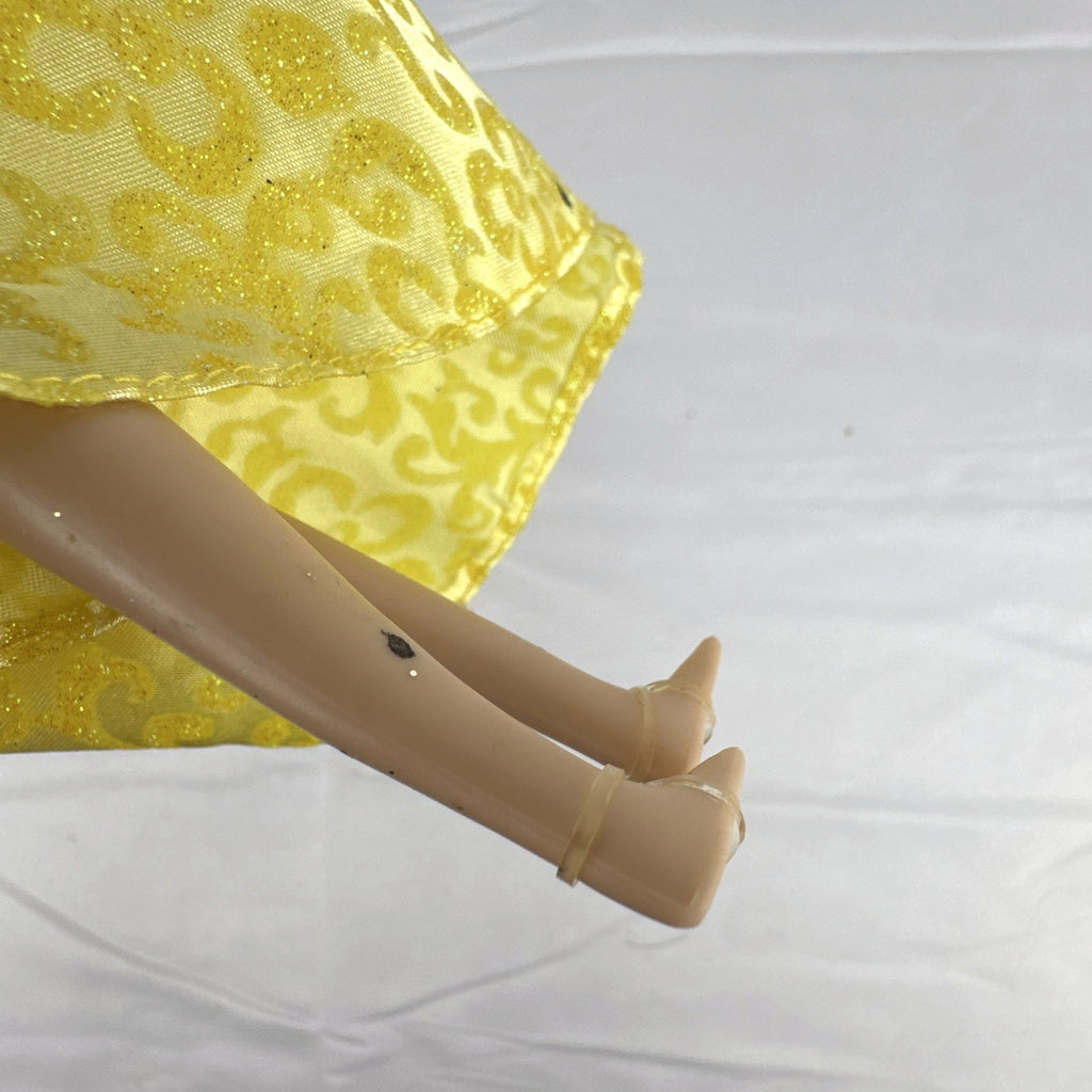 Disney Snow White 11-inch articulated fashion doll in yellow and blue glitter gown