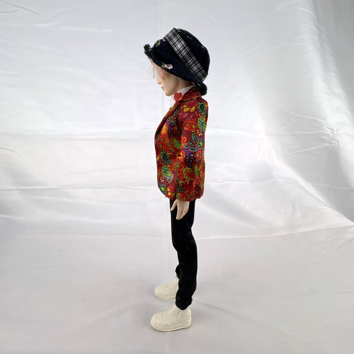 Mattel BTS V Kim Taehyung 11-inch Idol fashion doll wearing paisley suit and bucket hat