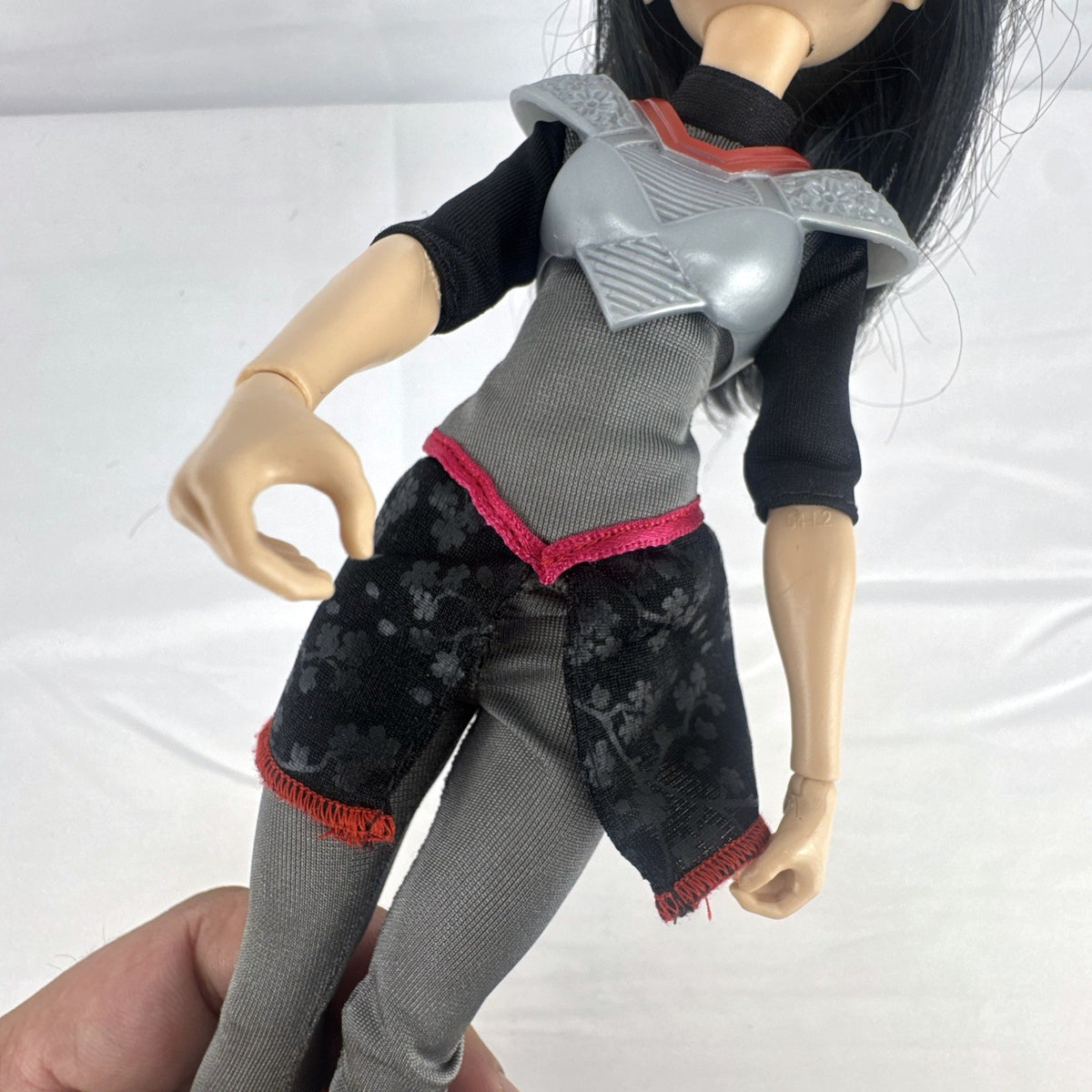 Mattel DC Super Hero Girls Katana 12-inch articulated doll in warrior outfit