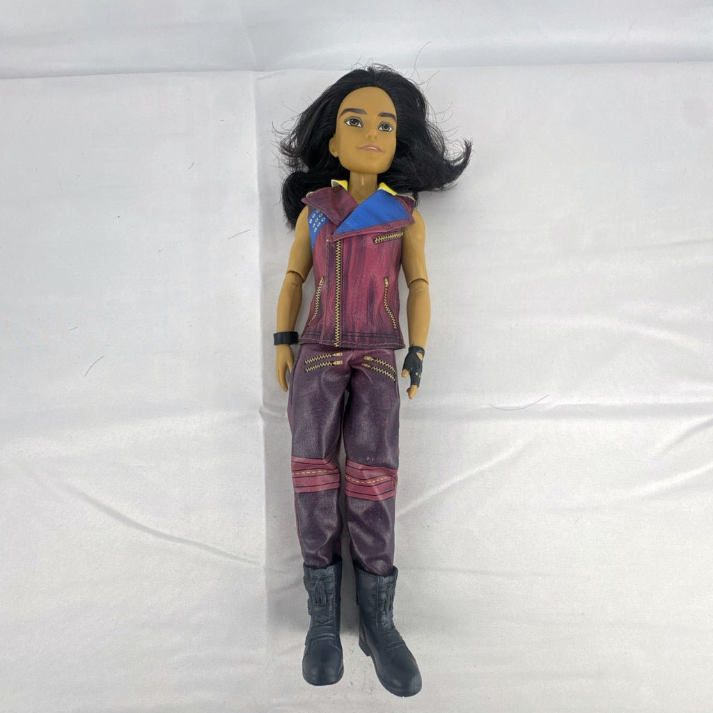 Hasbro Disney Descendants Jay 11-inch articulated fashion doll in Isle of the Lost cobra vest