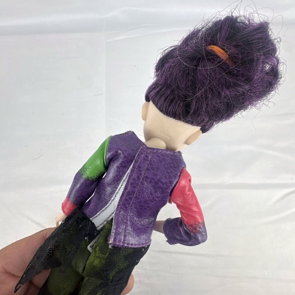 Hasbro Disney Descendants 11-inch Mal fashion doll in signature purple Isle of the Lost outfit