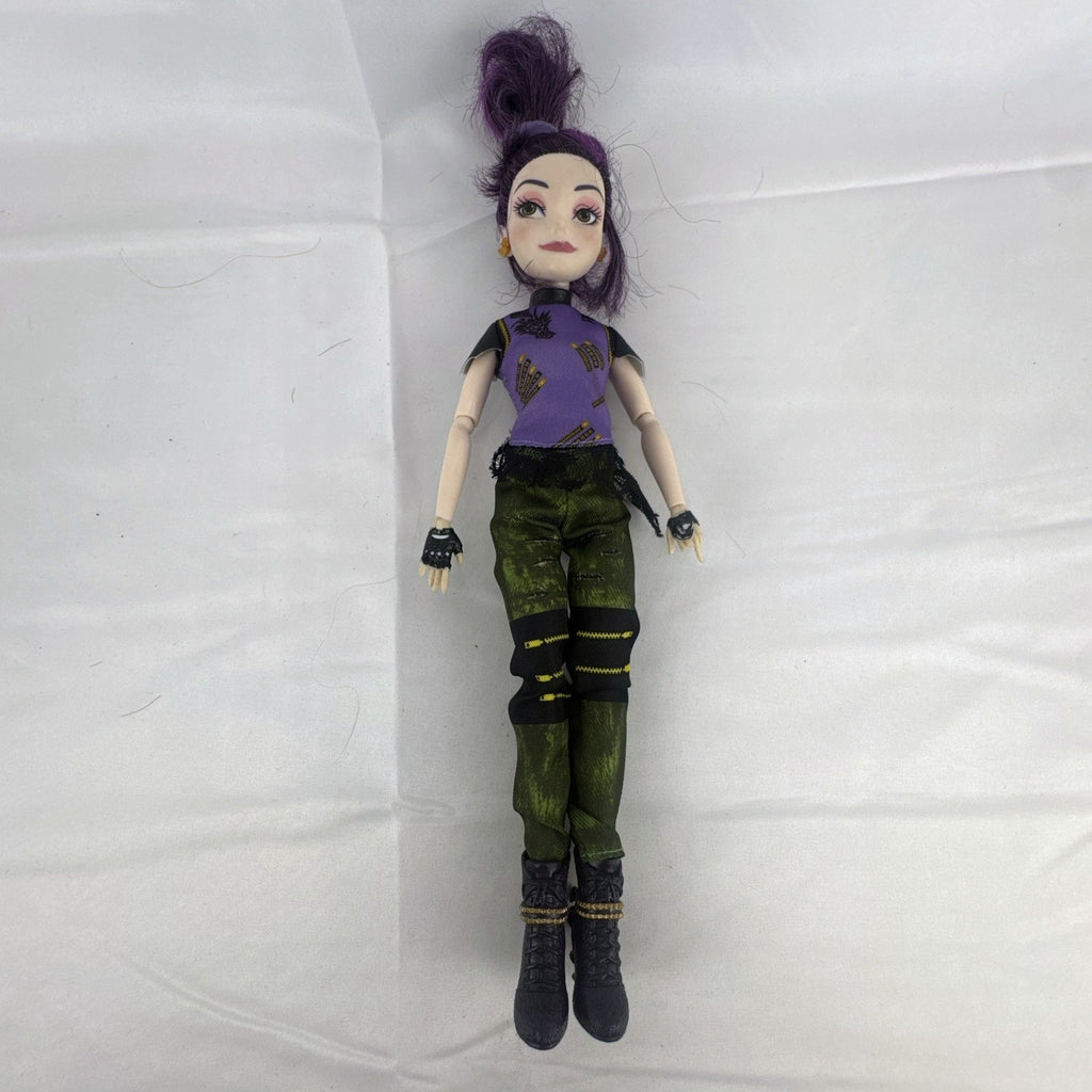 Hasbro Disney Descendants Mal 11-inch articulated fashion doll with purple hair in Isle of the Lost outfit