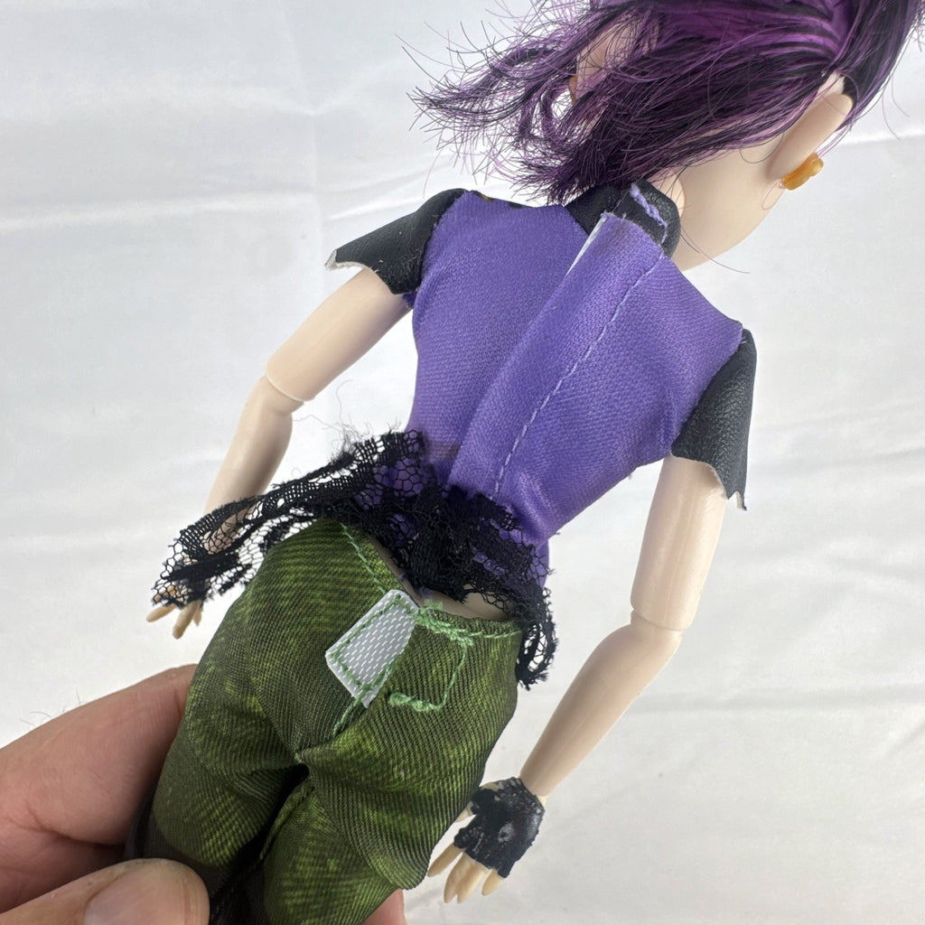 Hasbro Disney Descendants Mal 11-inch articulated fashion doll with purple hair in Isle of the Lost outfit