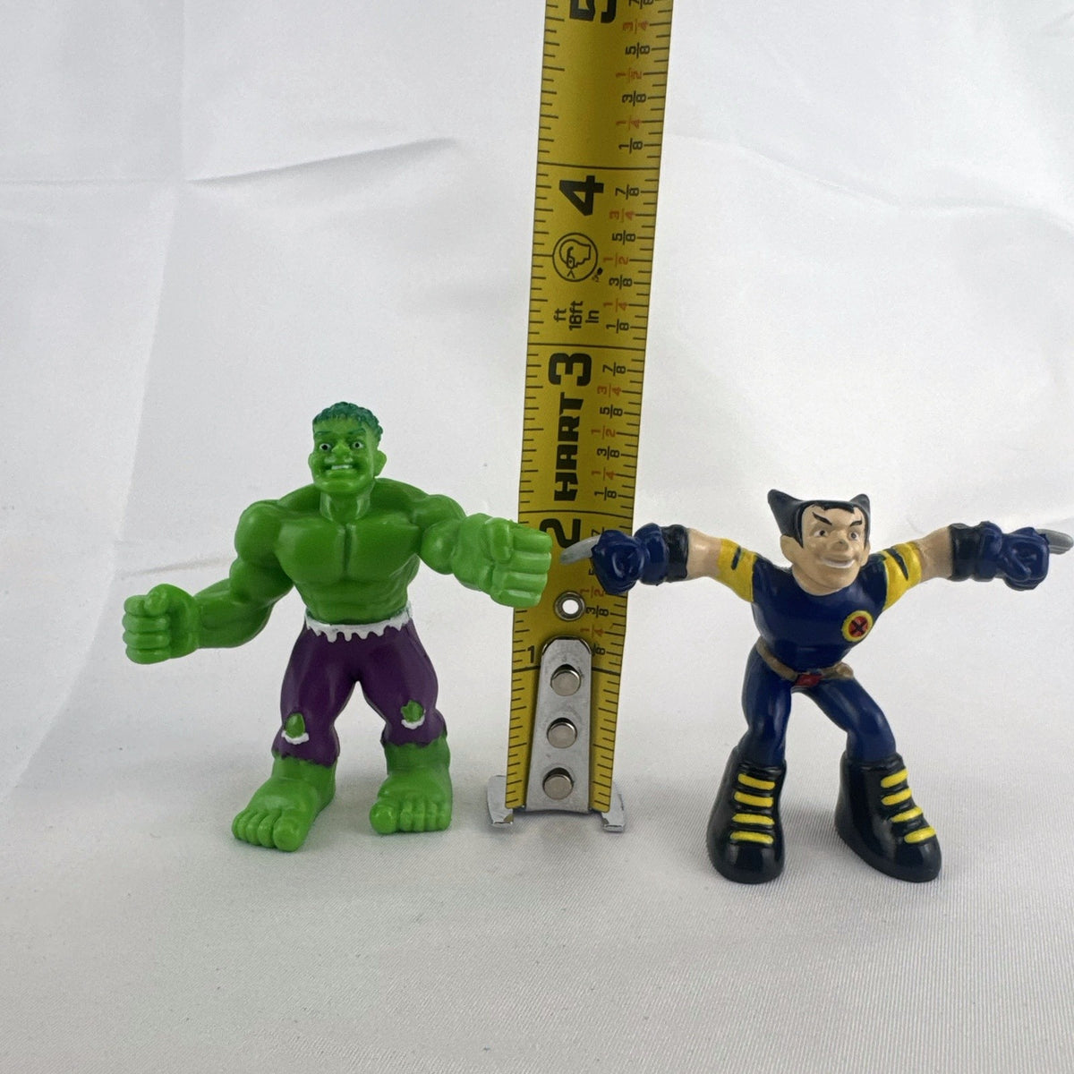 Bakery Crafts 2004 Marvel Hulk and Wolverine 3-inch plastic cake topper figures